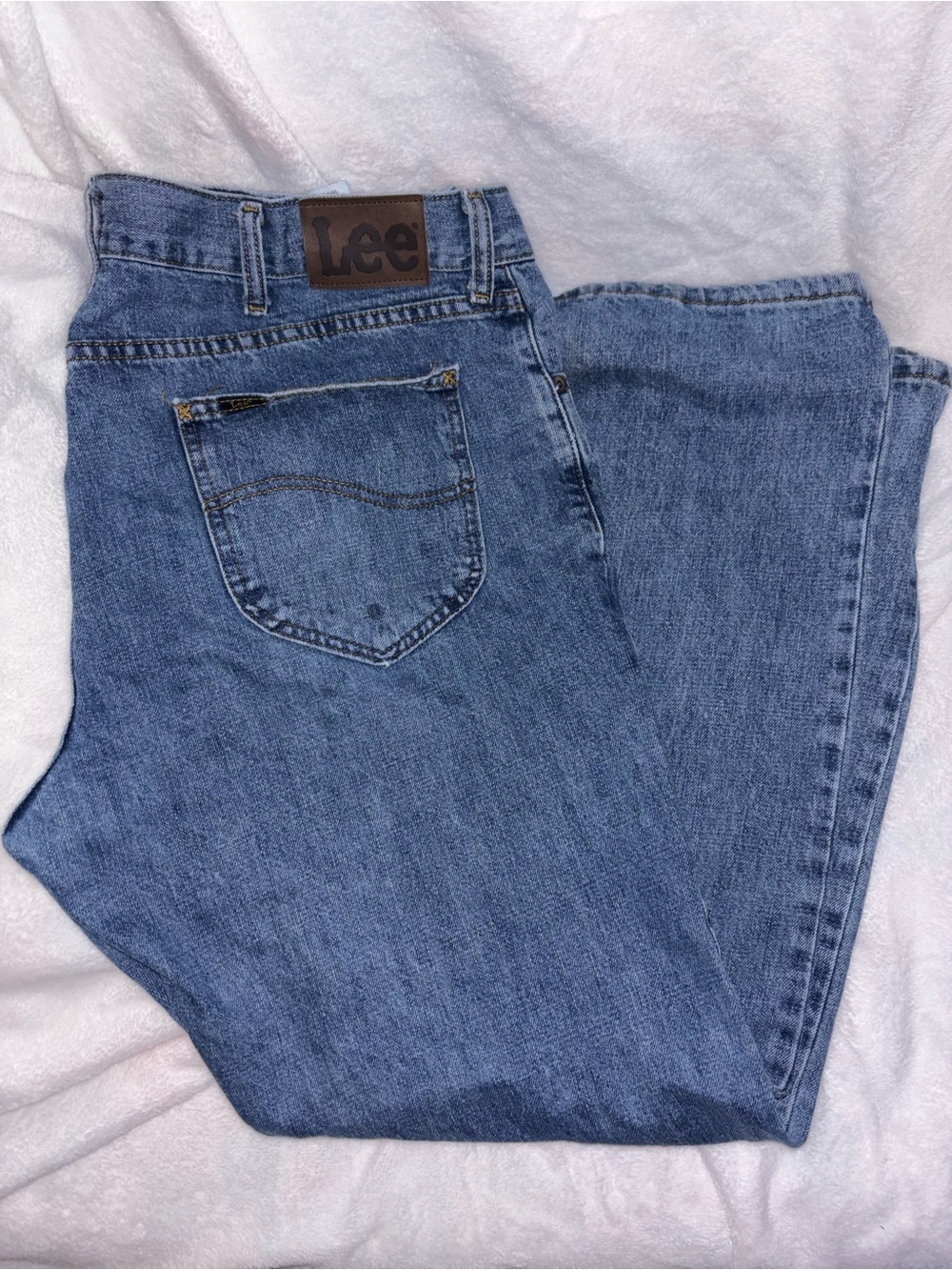 Lee Relaxed Fit Men's Denim Jeans - Medium Blue